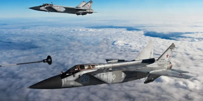 Tiêm Kích Thụy Điển Bám Sát Tàu Ngầm Nga Tại Biển Baltic