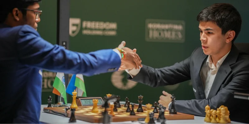 Toàn cảnh vòng 13 và cục diện các bảng đấu